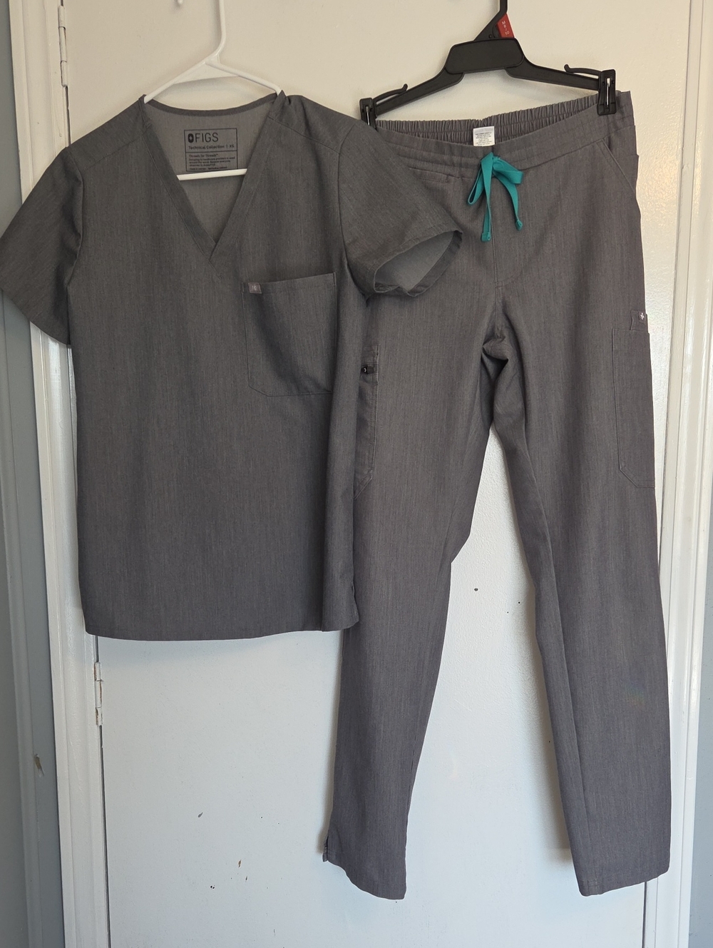 Figs Gray Scrub Top and Pants with Teal Drawstring